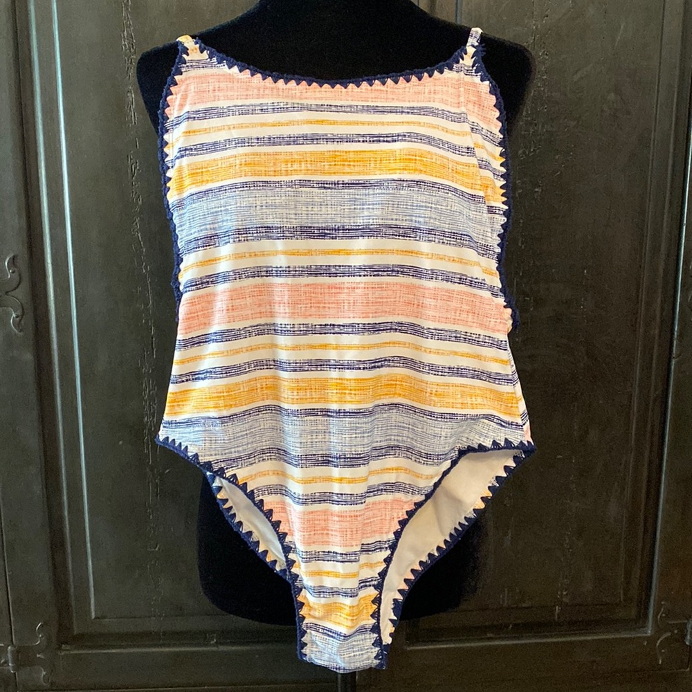 True Craft one piece red, white & blue with crocheted edges - size Medium